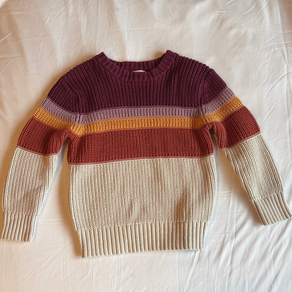 Girls Crewneck  Colorblock Sweater in Cream and Berry